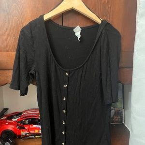 H&M Black cropped shirt